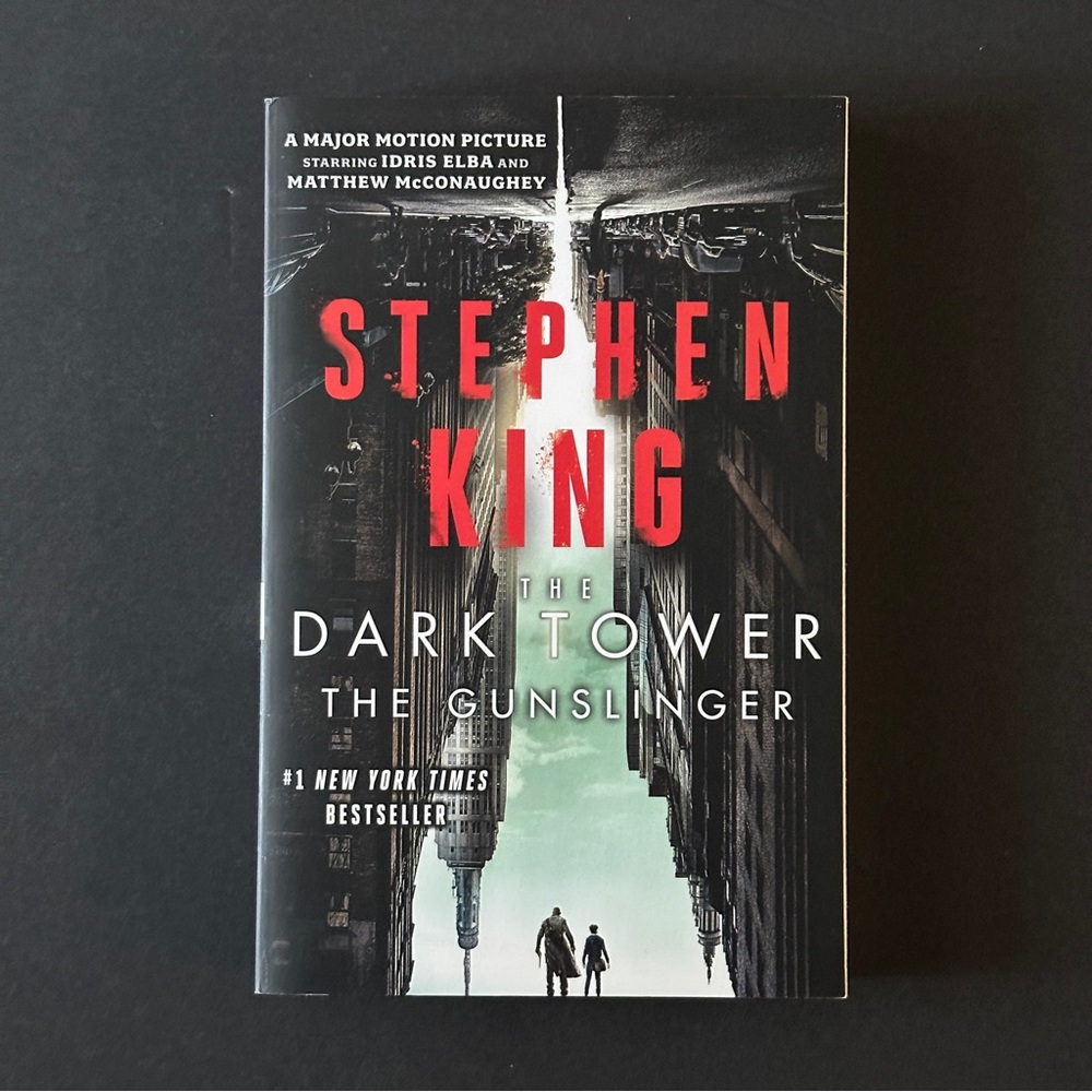The Dark Tower: The Gunslinger by Stephen King | Fiction | Paperback Book